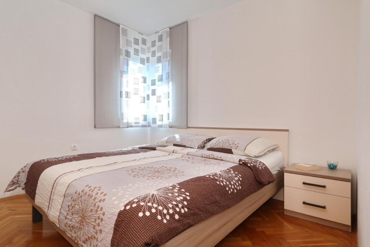 Apartment Dora Preko Eksteriør billede
